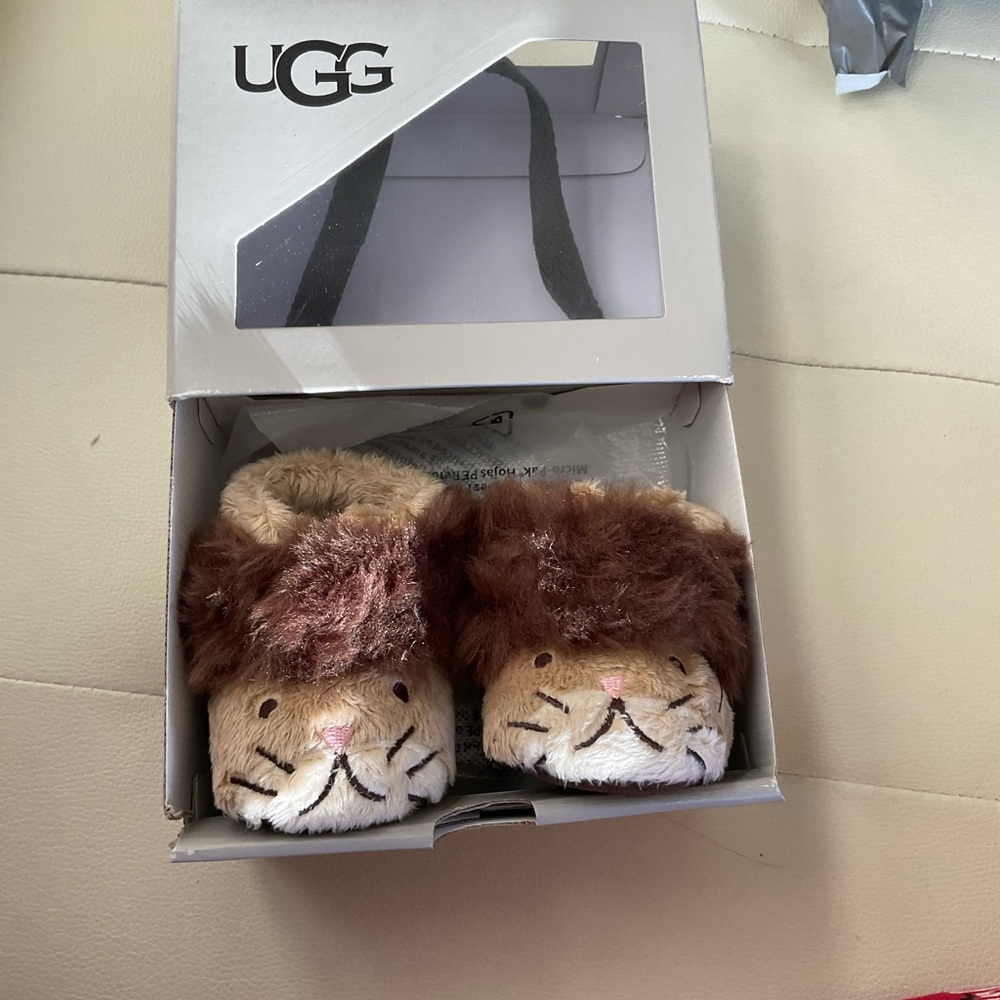 UGG Bixbee Lion Stuffie Bootie